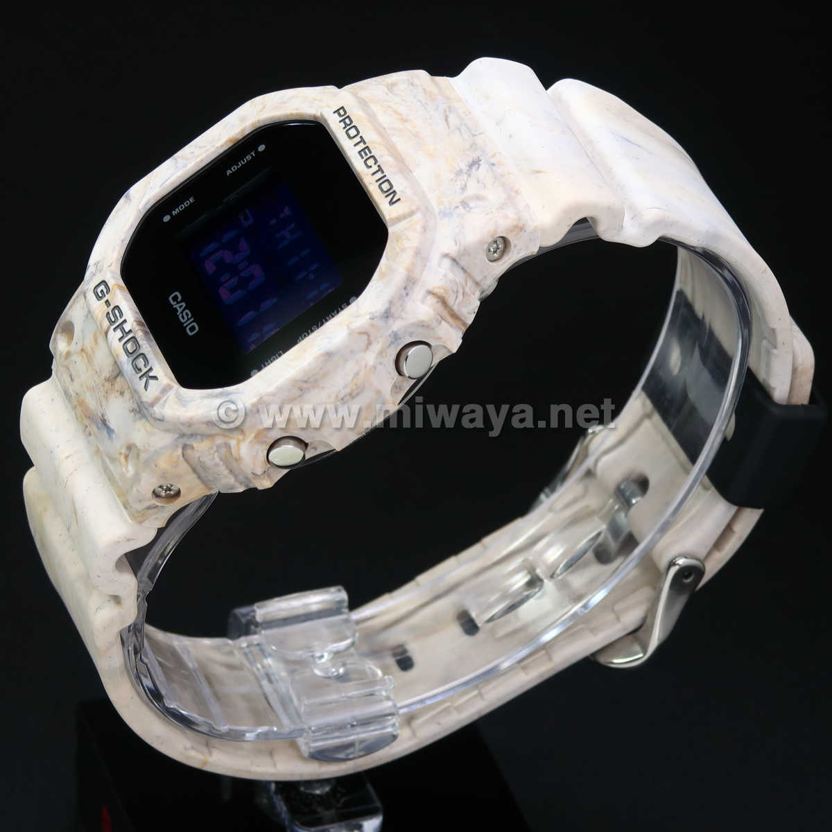 【G-SHOCK】DW-5600WM-5JF