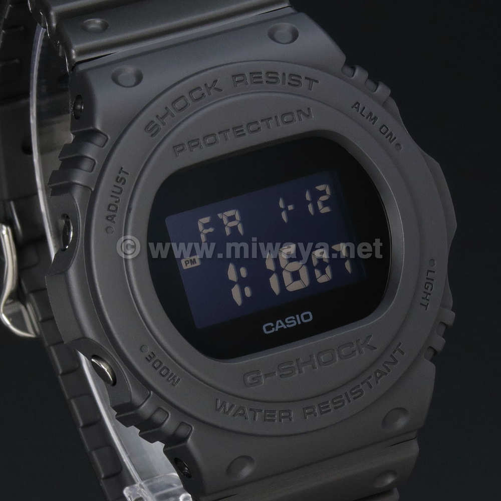 【G-SHOCK】DW-5750E-1BJF