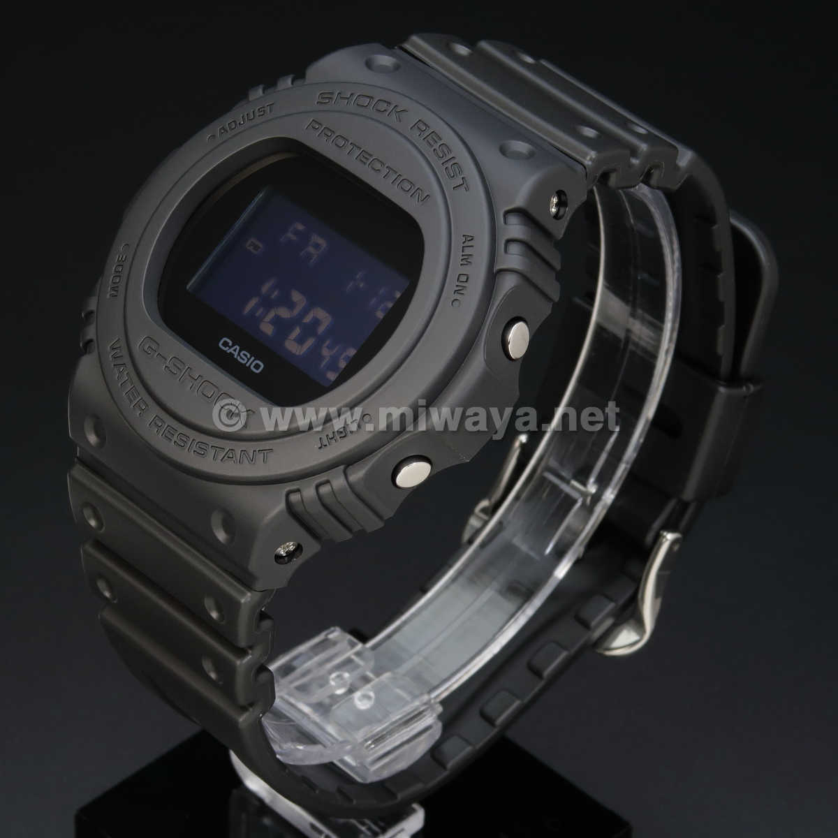 G-SHOCK】DW-5750E-1BJF：ミワヤ本店オンラインショップ