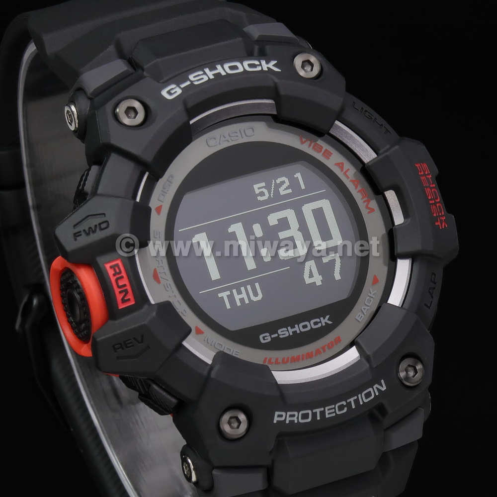 新品　CASIO G-SHOCK G-SQUAD GBD-100SM-1JFデジタル