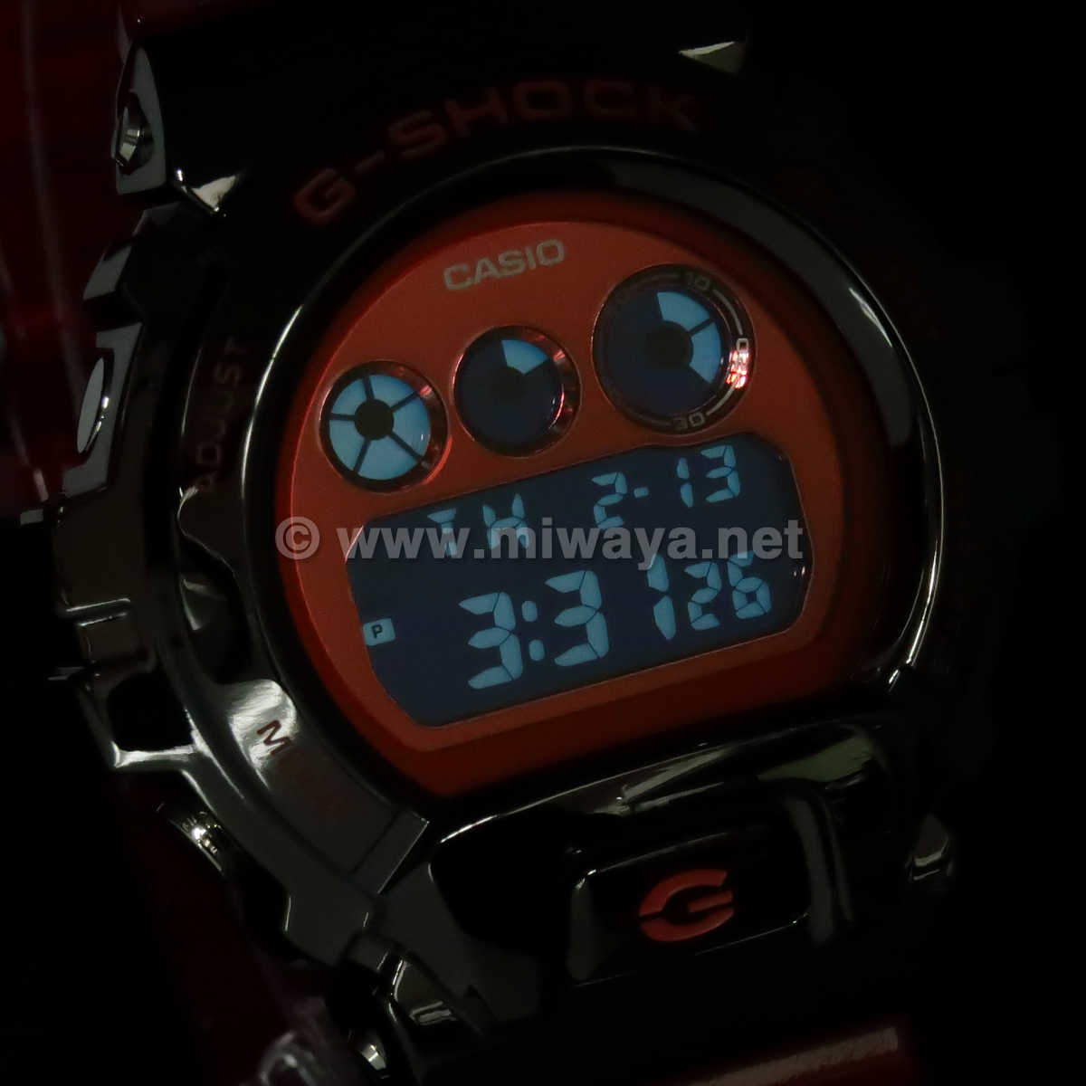 ⭐人気・美品⭐G-SHOCK GM-6900B-4JF メタルベゼル 現行モデル