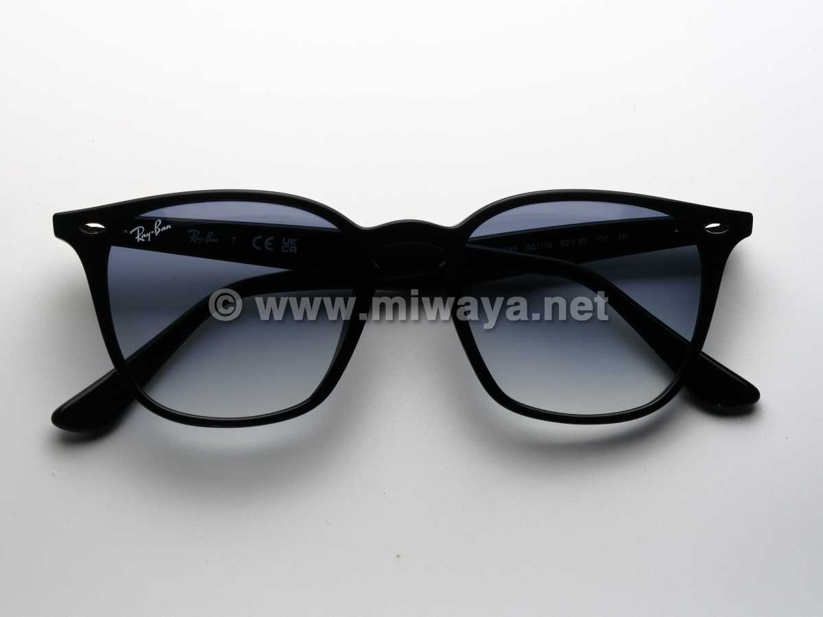 【RayBan】RB4258F 601/19 52